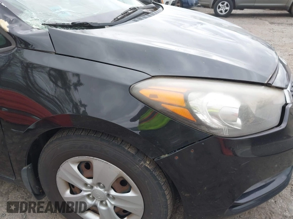 2015 Kia Forte LX with VIN KNAFK4A67F5307026, listed as a IAAI auction lot 41845331 with 163,865 mi miles. Bid and sale history available at carsss.com. Image 14.
