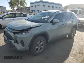 2022 Toyota RAV4 XLE with VIN 2T3W1RFV0NW189461, listed as a Copart auction lot 57841765 with 18,067 mi miles and Salvage title. Bid and sale history available at DreamBid. Image 1.