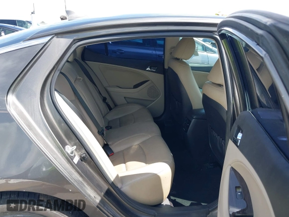 2013 Kia Optima EX с VIN 5XXGN4A78DG151742, выставлен на аукционе IAAI как лот 42631875 с пробегом 112 677 миль миль и . История ставок и продаж доступна на DreamBid. Изображение 8.