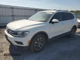2021 Volkswagen Tiguan S with VIN 3VV1B7AX5MM031994, listed as a Copart auction lot 55471875 with 105,268 mi miles and Clean Title. Bid and sale history available at DreamBid. Image 1.