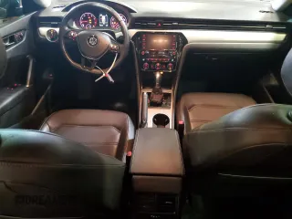 2020 Volkswagen Passat SE with VIN 1VWSA7A36LC018431, listed as a Copart auction lot 61619985 with 105,394 mi miles and Salvage title. Bid and sale history available at DreamBid. Image 8.