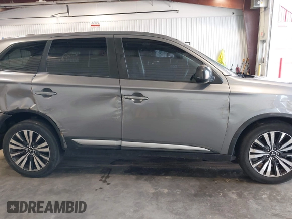 2020 Mitsubishi Outlander ES with VIN JA4AD2A30LZ039923, listed as a IAAI auction lot 42384741 with 107,955 mi miles and . Bid and sale history available at DreamBid. Image 12.