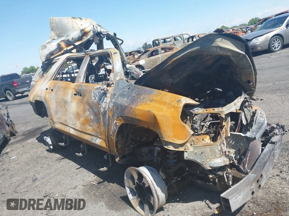 2013 Toyota 4Runner SR5 with VIN JTEZU5JR8D5059582, listed as a IAAI auction lot 41960306 with Not Provided miles and . Bid and sale history available at DreamBid. Image 1.
