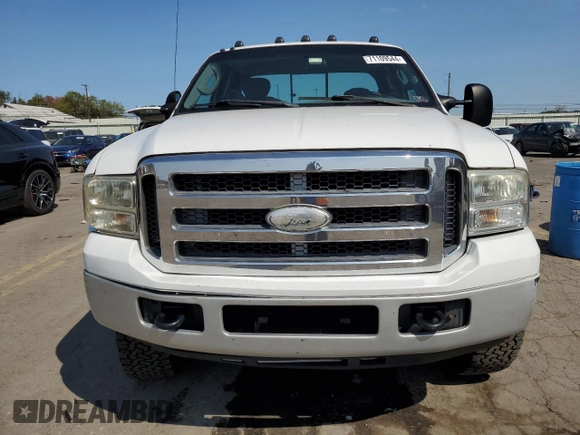 2006 Ford Super Duty F-250 XL with VIN 1FTSX21596EB37007, listed as a Copart auction lot 71109544 with 179,292 mi miles and Salvage Title. Bid and sale history available at carsss.com. Image 5.