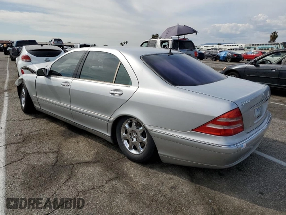 2001 Mercedes-Benz S-Class with VIN WDBNG75J01A187018, listed as a Copart auction lot 44502433 with 0 mi miles and Salvage Title. Bid and sale history available at carsss.com. Image 2.