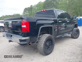 2017 GMC Sierra 1500 SLE z VIN 3GTU2MEC3HG358917, wystawiony jako IAAI lot #42033359 z przebiegiem 92 643 mil mil oraz . Historia ofert i sprzedaży dostępna na DreamBid. Obrazek 4.