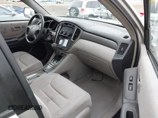 2002 Toyota Highlander z VIN JTEGD21A520038487, wystawiony jako IAAI lot #42360225 z przebiegiem 163 470 mil mil oraz . Historia ofert i sprzedaży dostępna na DreamBid. Obrazek 5.
