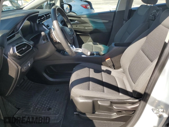 2023 Chevrolet Bolt EV 1LT z VIN 1G1FW6S05P4177390, wystawiony jako Copart lot #57256185 z przebiegiem 9 590 mil mil oraz Szkoda całkowita • Salvage title. Historia ofert i sprzedaży dostępna na DreamBid. Obrazek 7.