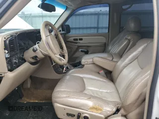 2003 GMC Yukon XL with VIN 1GKFK66U83J313981, listed as a Copart auction lot 65121004 with 301,229 mi miles and Clean Title. Bid and sale history available at carsss.com. Image 7.