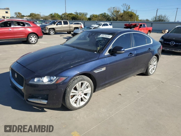 2016 Jaguar XF 35t Premium z VIN SAJBD4BV9GCY24246, wystawiony jako Copart lot #80526534 z przebiegiem Nie podano mil oraz Czysty tytuł • Clean title. Historia ofert i sprzedaży dostępna na DreamBid. Obrazek 1.