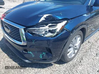 2022 Infiniti QX50 Luxe z VIN 3PCAJ5BA9NF108288, wystawiony jako IAAI lot #42646497 z przebiegiem 65 145 mil mil oraz . Historia ofert i sprzedaży dostępna na DreamBid. Obrazek 6.