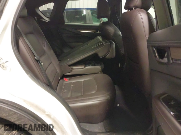 2019 Mazda CX-5 Signature with VIN JM3KFBEY5K0520593, listed as a IAAI auction lot 41638594 with 111,504 mi miles. Bid and sale history available at carsss.com. Image 8.