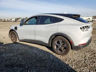 2022 Ford Mustang Mach-E Select z VIN 3FMTK1RM9NMA44355, wystawiony jako Copart lot #43606375 z przebiegiem 23 834 mil mil oraz Szkoda całkowita • Salvage title. Historia ofert i sprzedaży dostępna na DreamBid. Obrazek 2.