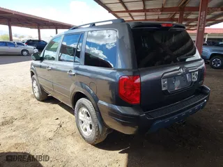 2003 Honda Pilot EX with VIN 2HKYF185X3H528255, listed as a IAAI auction lot 41686159 with 261,283 mi miles. Bid and sale history available at carsss.com. Image 3.