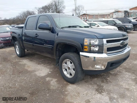 2011 Chevrolet Silverado 1500 LTZ with VIN 3GCPKTE36BG155020, listed as a IAAI auction lot 41703902 with 179,341 mi miles. Bid and sale history available at carsss.com. Image 1.