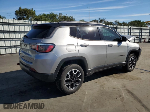 2020 Jeep Compass Trailhawk z VIN 3C4NJDDB9LT106573, wystawiony jako Copart lot #47480195 z przebiegiem 87 935 mil mil oraz Nie do naprawy • Non repairable. Historia ofert i sprzedaży dostępna na DreamBid. Obrazek 3.