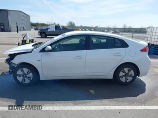 2019 Hyundai Ioniq Blue with VIN KMHC65LCXKU166533, listed as a IAAI auction lot 42090460 with 109,703 mi miles and . Bid and sale history available at DreamBid. Image 13.