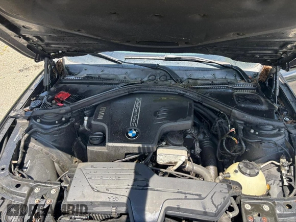 2013 BMW 3 Series 328i xDrive with VIN WBA3B5G57DNS00448, listed as a Copart auction lot 63165005 with 190,464 mi miles and Clean title. Bid and sale history available at DreamBid. Image 7.