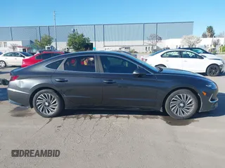 2020 Hyundai Sonata Hybrid Ultimate with VIN KMHL34JJ0LA011724, listed as a IAAI auction lot 41861571 with 1 mi miles. Bid and sale history available at carsss.com. Image 14.