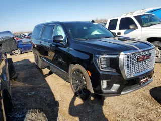 2021 GMC Yukon XL Denali with VIN 1GKS2JKL8MR448914, listed as a Copart auction lot 77871723 with 0 mi miles and Salvage Title. Bid and sale history available at carsss.com. Image 4.