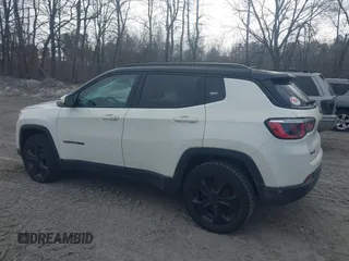 2019 Jeep Compass Latitude with VIN 3C4NJDBB6KT593118, listed as a IAAI auction lot 41747020 with 118,854 mi miles. Bid and sale history available at carsss.com. Image 14.