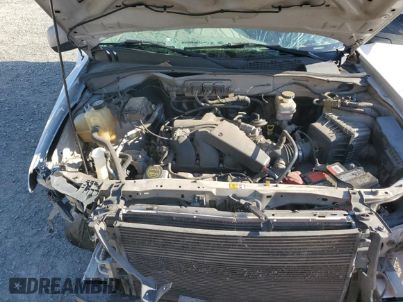 2008 Ford Escape XLT with VIN 1FMCU931X8KD06256, listed as a Copart auction lot 64872075 with 224,332 mi miles and Salvage title. Bid and sale history available at DreamBid. Image 12.