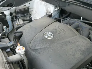 2018 Toyota Highlander SE with VIN 5TDKZRFHXJS541345, listed as a IAAI auction lot 42576595 with 77,637 mi miles and . Bid and sale history available at DreamBid. Image 23.