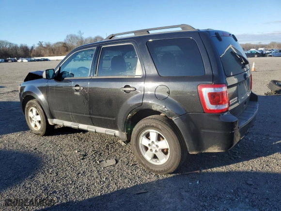 2011 Ford Escape XLT with VIN 1FMCU9D72BKB50465, listed as a Copart auction lot 87125834 with 165,799 mi miles and Clean Title. Bid and sale history available at carsss.com. Image 2.