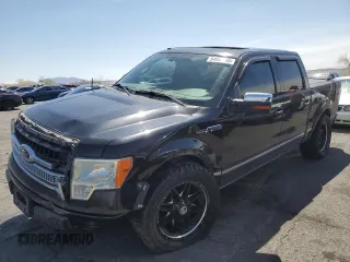 2010 Ford F-150 XL z VIN 1FTFW1EV6AFA09786, wystawiony jako Copart lot #54954795 z przebiegiem 152 305 mil mil oraz Szkoda całkowita • Salvage title. Historia ofert i sprzedaży dostępna na DreamBid. Obrazek 1.