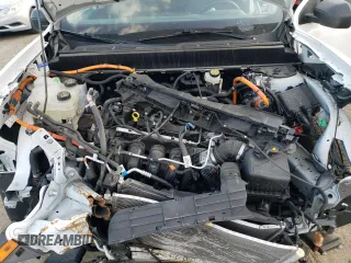 2022 Ford Maverick XL z VIN 3FTTW8E37NRA64363, wystawiony jako Copart lot #50546455 z przebiegiem 54 299 mil mil oraz Czysty tytuł • Clean title. Historia ofert i sprzedaży dostępna na DreamBid. Obrazek 11.