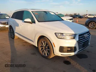 2018 Audi Q7 Premium Plus with VIN WA1LAAF79JD027853, listed as a IAAI auction lot 41690888 with 79,559 mi miles. Bid and sale history available at carsss.com. Image 1.