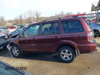 2007 Honda Pilot EX-L with VIN 5FNYF18647B004936, listed as a IAAI auction lot 41656465 with 225,580 mi miles and . Bid and sale history available at DreamBid. Image 15.
