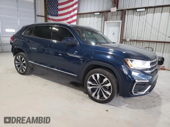 2021 Volkswagen Atlas SEL Premium R-Line with VIN 1V2FE2CA6MC207491, listed as a Copart auction lot 53086855 with 67,837 mi miles and Salvage title. Bid and sale history available at DreamBid. Image 4.