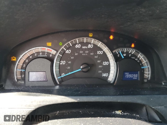 2014 Toyota Camry L with VIN 4T1BF1FK2EU326996, listed as a Copart auction lot 52726135 with 199,098 mi miles and Salvage Title. Bid and sale history available at DreamBid. Image 9.