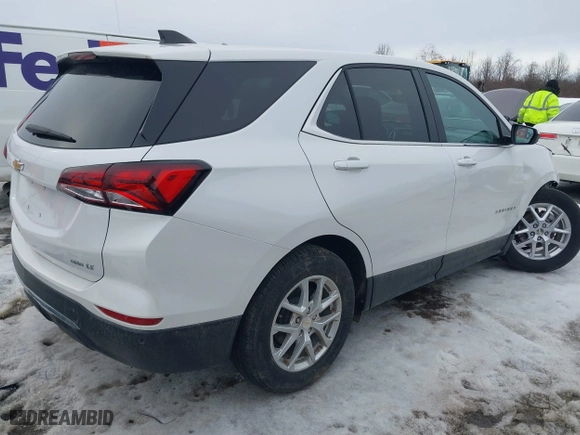 2022 Chevrolet Equinox LT with VIN 3GNAXUEVXNL299977, listed as a IAAI auction lot 41628827 with 6,513 mi miles. Bid and sale history available at carsss.com. Image 4.