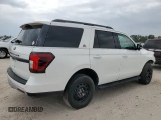 2022 Ford Expedition Timberline with VIN 1FMJU1RT0NEA35624, listed as a Copart auction lot 53446605 with 31,530 mi miles and Salvage Title. Bid and sale history available at carsss.com. Image 3.