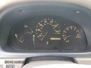 2000 Lexus RX 300 with VIN JT6GF10U9Y0077698, listed as a Copart auction lot 82256114 with 188,539 mi miles and Clean Title. Bid and sale history available at carsss.com. Image 9.
