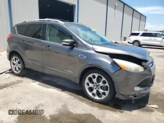 2015 Ford Escape Titanium z VIN 1FMCU0J98FUB06577, wystawiony jako Copart lot #61341175 z przebiegiem 66 206 mil mil oraz Szkoda całkowita • Salvage title. Historia ofert i sprzedaży dostępna na DreamBid. Obrazek 4.