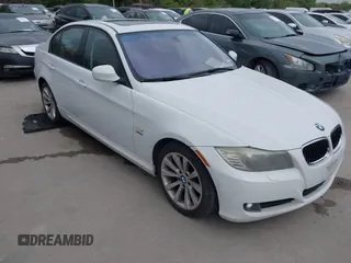 2011 BMW 3 Series 328i xDrive with VIN WBAPK5C53BA995204, listed as a IAAI auction lot 41940438 with 160,879 mi miles. Bid and sale history available at carsss.com. Image 1.