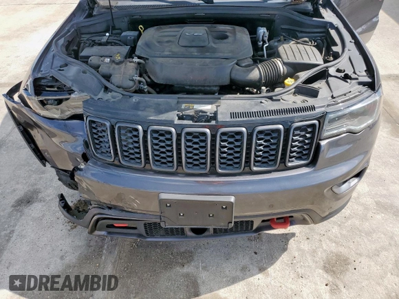 2018 Jeep Grand Cherokee Trailhawk with VIN 1C4RJFLG7JC467934, listed as a Copart auction lot 56193335 with 57,578 mi miles and Salvage title. Bid and sale history available at DreamBid. Image 12.