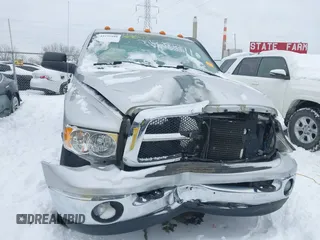 2005 Dodge Ram 3500 SLT with VIN 3D7LS38C45G825555, listed as a IAAI auction lot 41225480 with 111,757 mi miles. Bid and sale history available at carsss.com. Image 12.