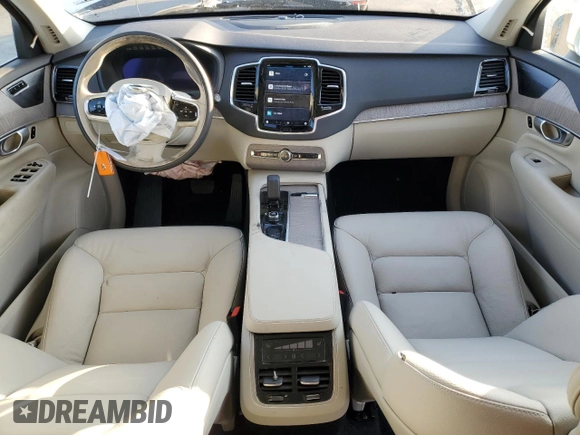 2024 Volvo XC90 Plus Bright Theme with VIN YV4062PE6R1179922, listed as a Copart auction lot 85784094 with 12,843 mi miles and Salvage Title. Bid and sale history available at carsss.com. Image 8.