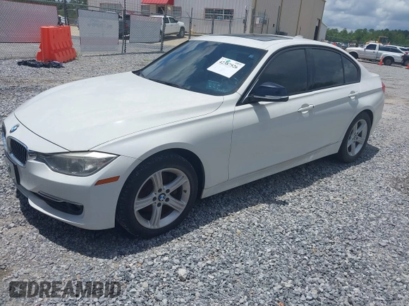 2013 BMW 3 Series 328i с VIN WBA3A5G59DNP23439, выставлен на аукционе IAAI как лот 42387526 с пробегом 178 524 миль миль и . История ставок и продаж доступна на DreamBid. Изображение 2.