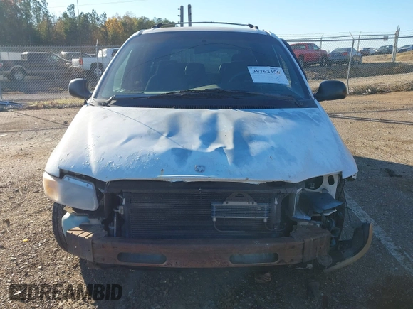 1999 Dodge Caravan SE with VIN 2B4GP45G0XR312100, listed as a IAAI auction lot 40966771 with 233,188 mi miles and . Bid and sale history available at carsss.com. Image 14.