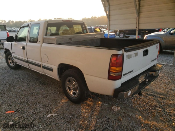 1999 Chevrolet Silverado 1500 LS with VIN 2GCEC19W7X1129071, listed as a Copart auction lot 75125424 with 305,381 mi miles and Salvage Title. Bid and sale history available at carsss.com. Image 2.