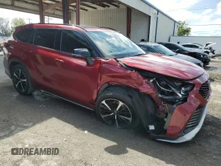 2022 Toyota Highlander XSE with VIN 5TDLZRAH7NS131474, listed as a Copart auction lot 51519625 with 74,070 mi miles and Salvage title. Bid and sale history available at DreamBid. Image 4.