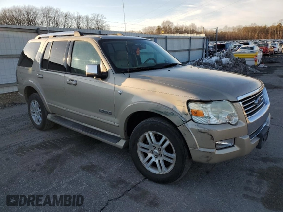 2007 Ford Explorer Limited с VIN 1FMEU75827UA80627, выставлен на аукционе Copart как лот 45568155 с пробегом 184 550 миль миль и Списание • Salvage title. История ставок и продаж доступна на DreamBid. Изображение 4.