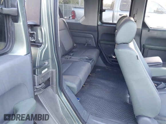 2005 Honda Element EX with VIN 5J6YH28685L033859, listed as a IAAI auction lot 41951199 with 123,344 mi miles and . Bid and sale history available at DreamBid. Image 8.
