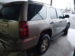 2007 Chevrolet Tahoe LTZ с VIN 1GNFC130X7R290280, выставлен на аукционе IAAI как лот 40746392 с пробегом Не указан миль и . История ставок и продаж доступна на DreamBid. Изображение 4.