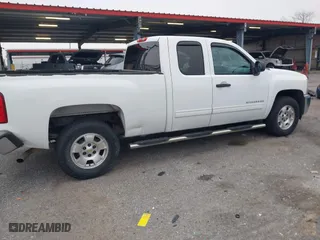 2013 Chevrolet Silverado 1500 LT with VIN 1GCRCSE00DZ168385, listed as a IAAI auction lot 41417162 with 162,426 mi miles. Bid and sale history available at carsss.com. Image 13.